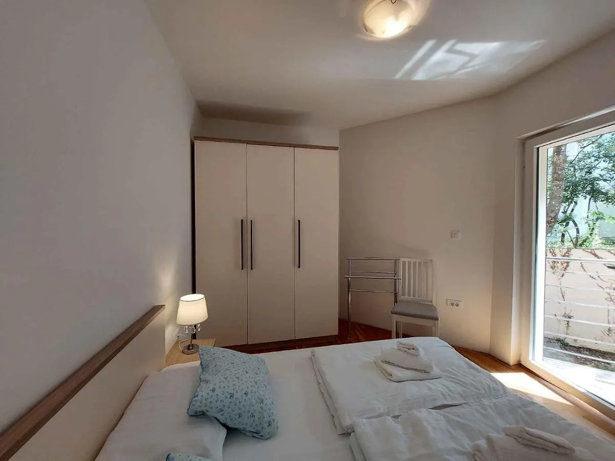 Apartment In Malinska Insel Krk 13179 Croatia